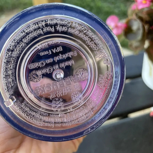 Starbucks Purple Faceted Tumbler Purple METALLIC Lid 24oz Cup 2014 - Picture 5 of 5